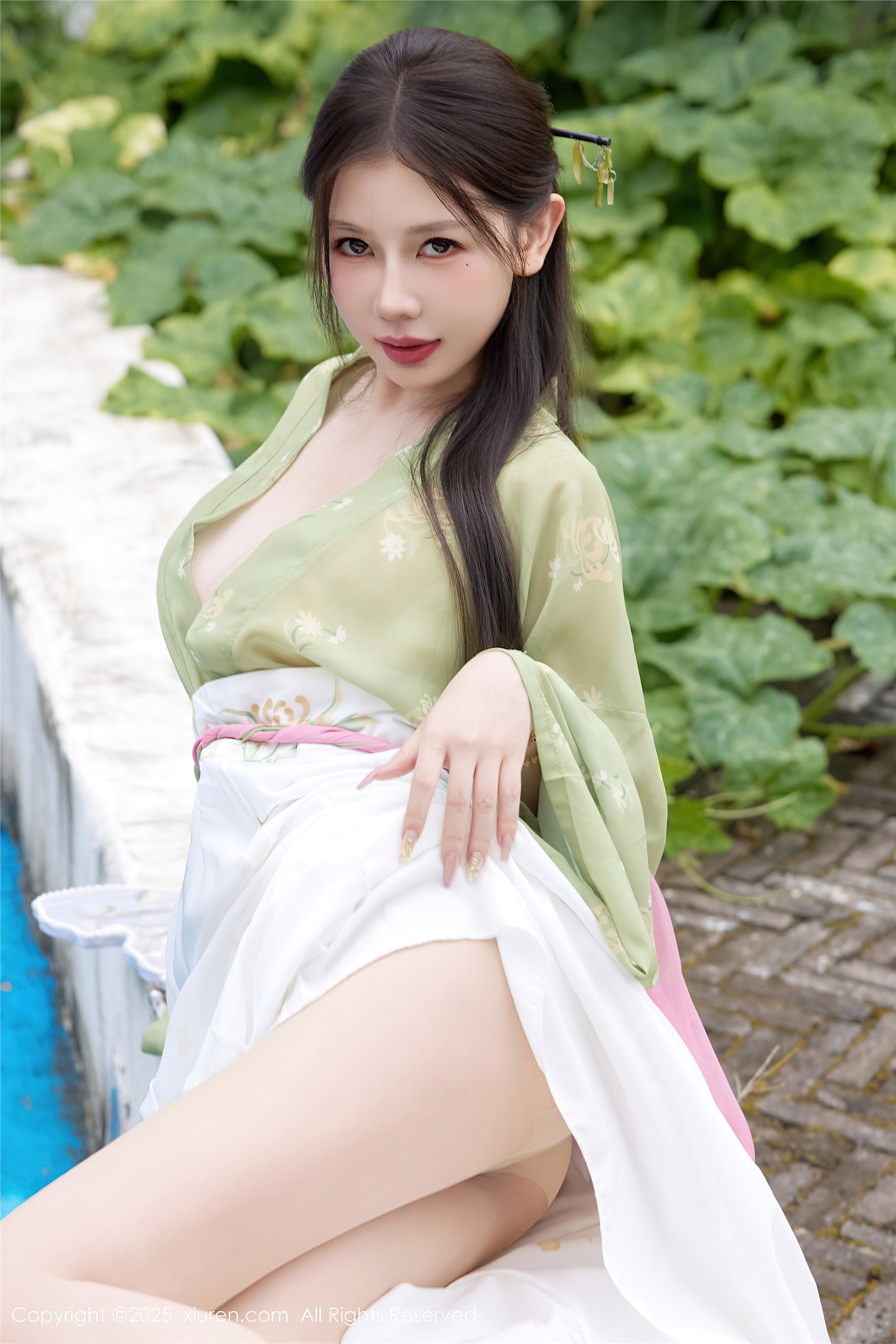 Xiuren秀人网 2025.09.30 NO.10834 尹甜甜sunny